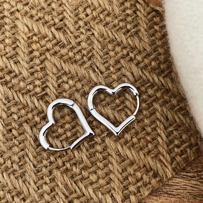 2021 New Classic Copper Alloy Smooth Metal Hoop Earrings For Woman Fashion Korean Jewelry Temperament Girl's Daily Wear earrings