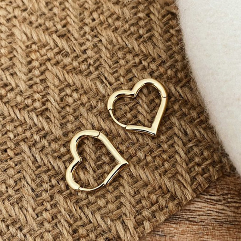 2021 New Classic Copper Alloy Smooth Metal Hoop Earrings For Woman Fashion Korean Jewelry Temperament Girl's Daily Wear earrings