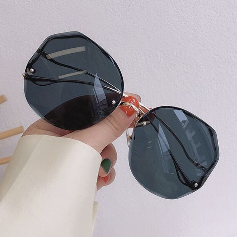 Irregular Round Sunglasses Women Brand Designer Gradient Fashion Sun Glasses Female Rimless Metal Curved Temples Oculos De Sol