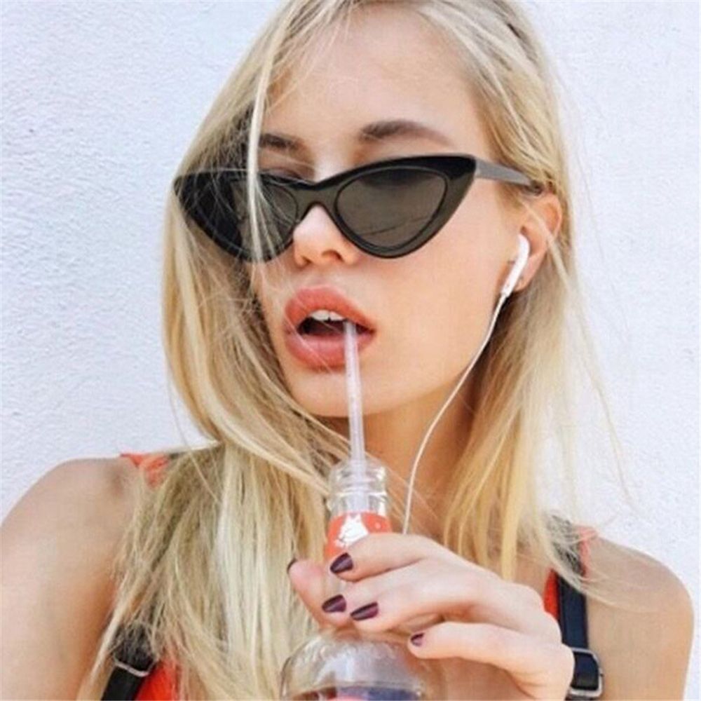 2022 New Vintage Cat Eye Sunglasses Small Frame Retro Sunglasses UV400 Protection Eyewear Fashion Trendy Streetwear Eyewear