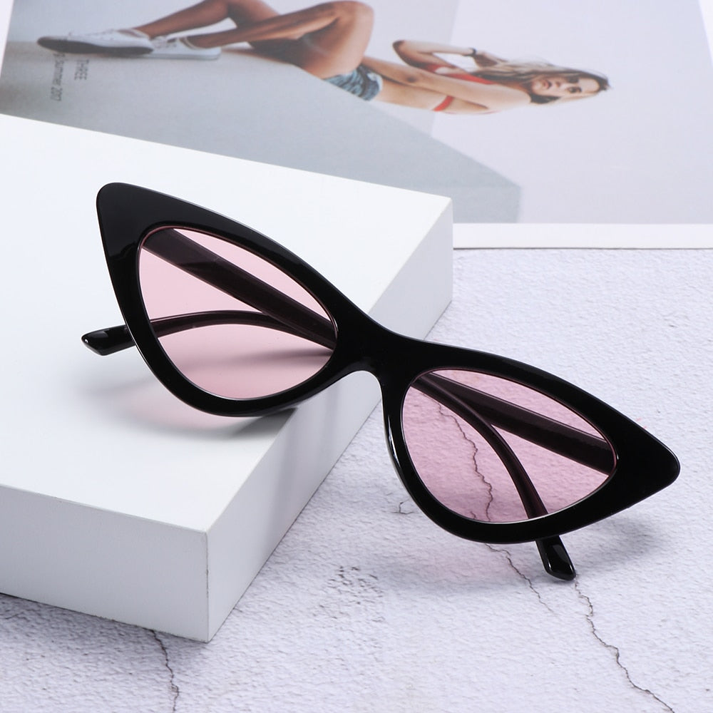 2022 New Vintage Cat Eye Sunglasses Small Frame Retro Sunglasses UV400 Protection Eyewear Fashion Trendy Streetwear Eyewear