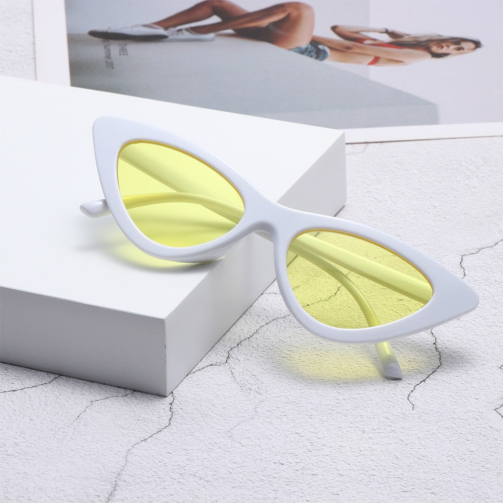 2022 New Vintage Cat Eye Sunglasses Small Frame Retro Sunglasses UV400 Protection Eyewear Fashion Trendy Streetwear Eyewear